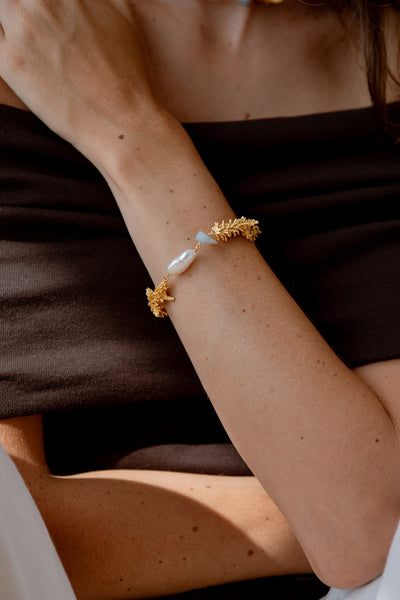 CORAL BRACELET