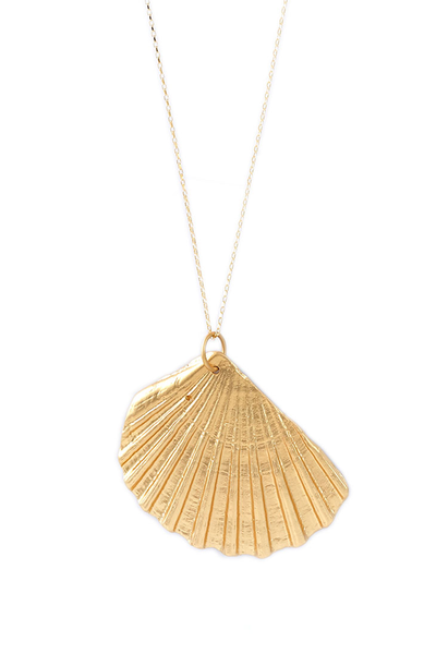 LOVE SHELL NECKLACE GOLD