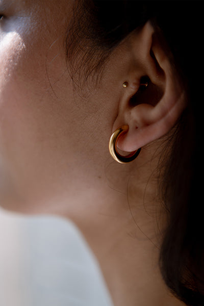 PYAR GOLD HOOP EARRINGS MEDIUM