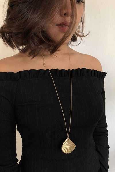 LOVE SHELL NECKLACE AND INNER COMPASS CARDS SET