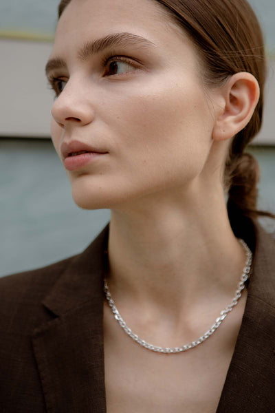 SILVER ESSENTIAL NECKLACE