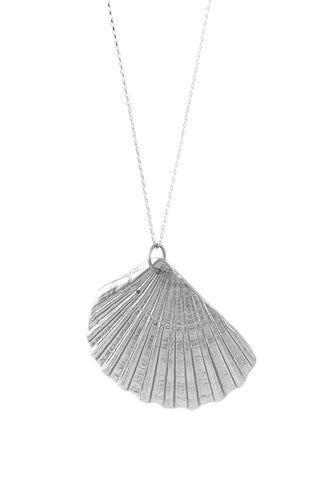 LOVE SHELL NECKLACE SILVER