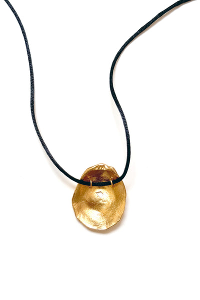 THE SEER GOLD SHELL CORD NECKLACE