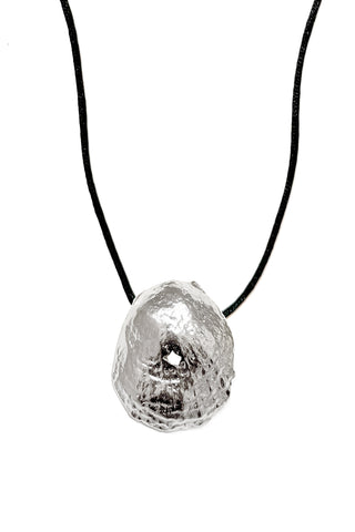 THE SEER SILVER SHELL CORD NECKLACE