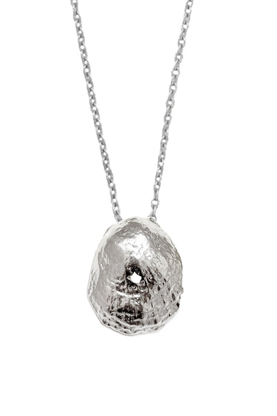 THE SEER SHELL LONG NECKLACE SILVER