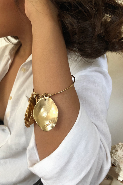 TRUST SHELL AMULET + BANGLE