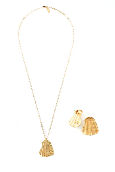 BE SHELL NECKLACE AND EARRINGS SET
